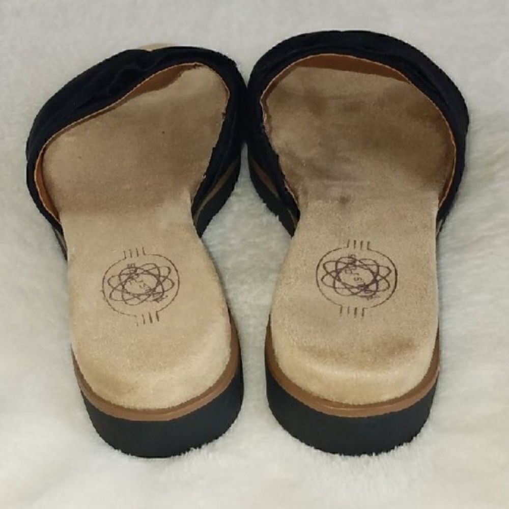 Hocus Pocus Black Kylee Slip On Sandals - Picture 4 of 10